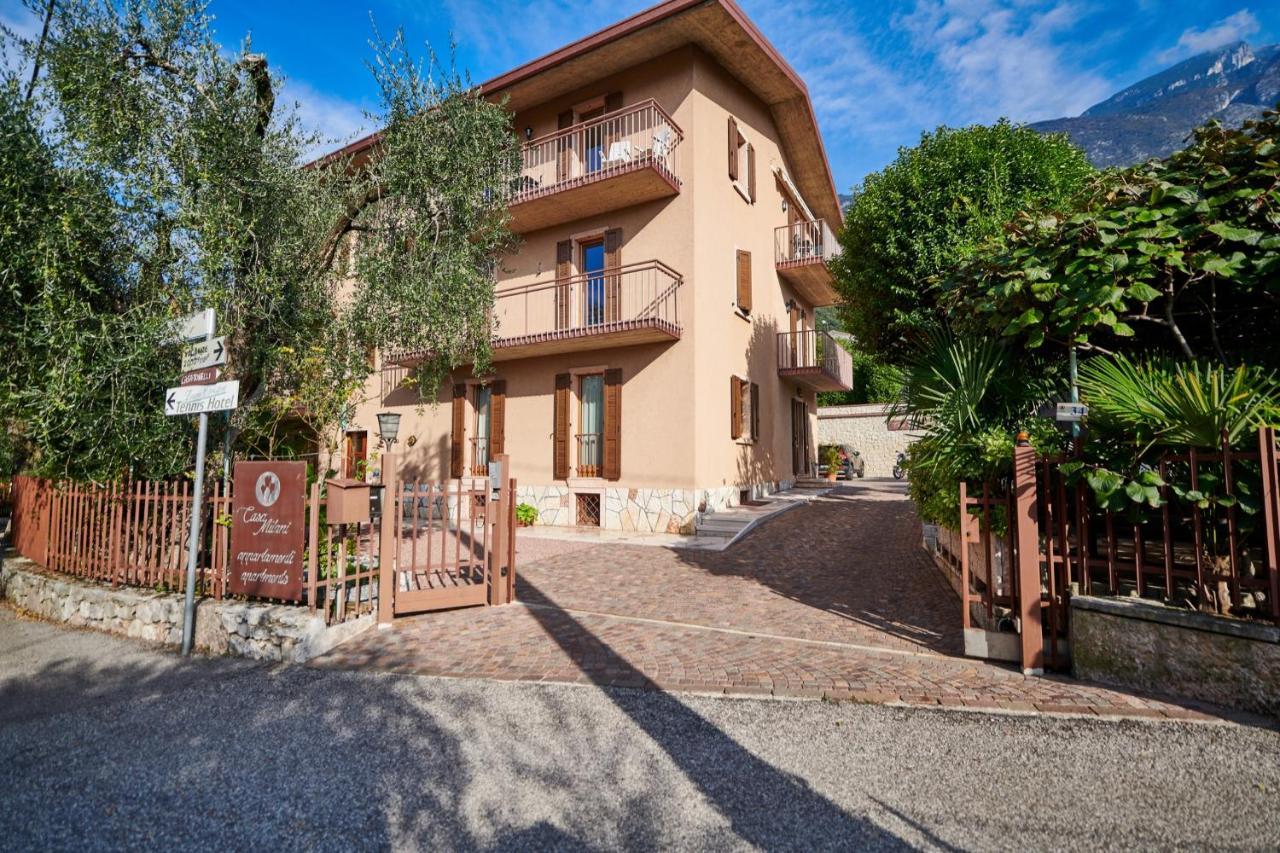 Casa Milani Lägenhet Malcesine Exteriör bild